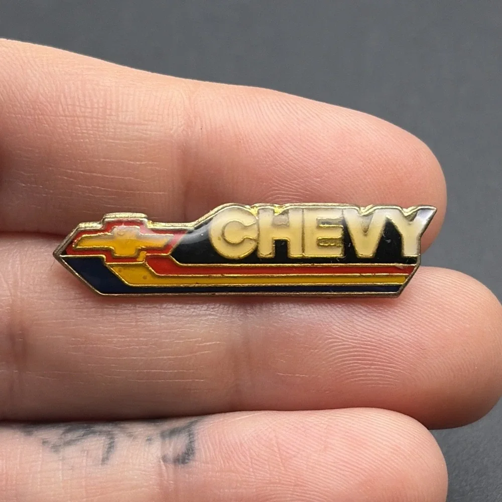 Vintage Chevy Chevrolet‎ Logo Cars Lapel Hat Pin